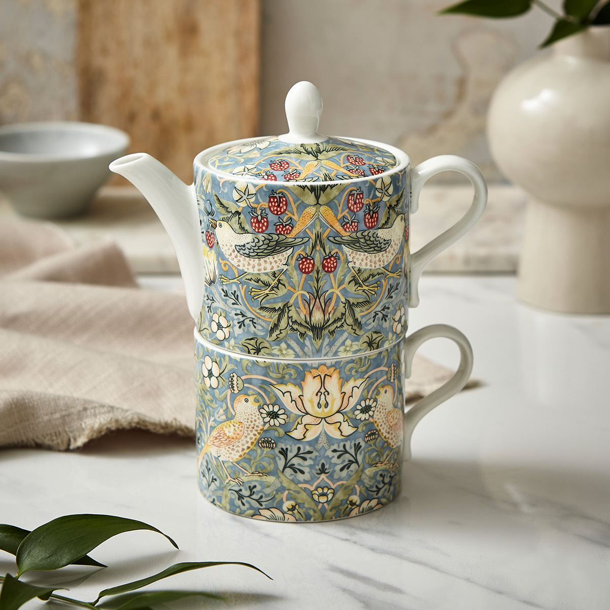 Morris & Co Tea For One (Strawberry Thief) image number null